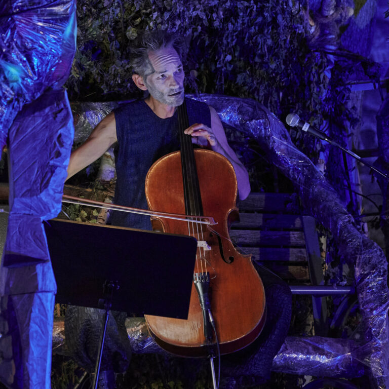 Theater Anu: „Yggdrasil“ – Geschichten aus der Edda. Cello: Nikolaus Herdieckerhoff